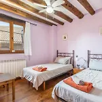 בית כפרי Casa Pirinea *