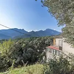 בית כפרי Casa Pirinea