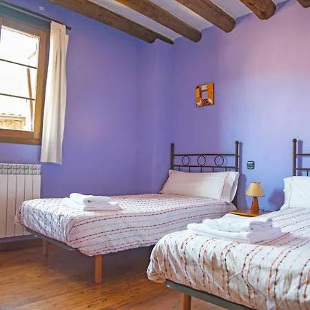 Casa Pirinea Country house