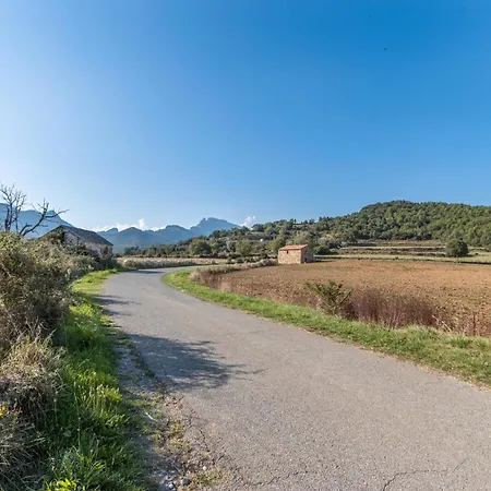 منزل ريفي Casa Pirinea *