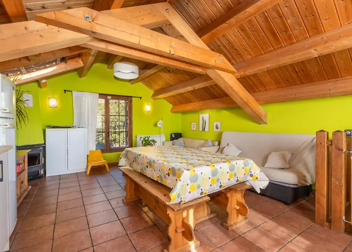 Casa Pirinea Lantställe *